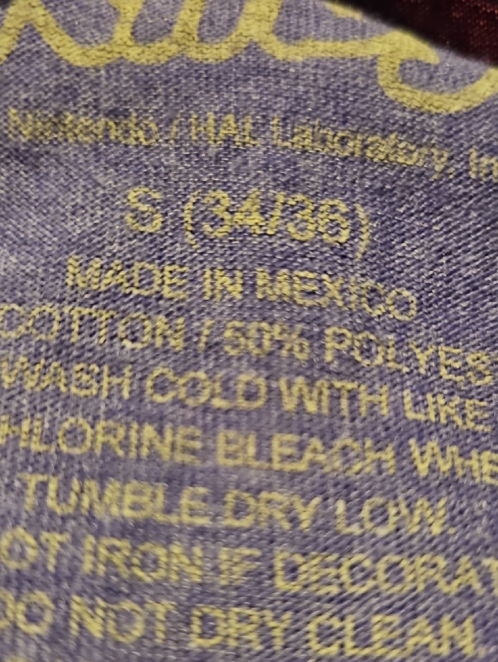 Lot of 4 Men's Small Graphic Tees. - Picture 3 of 9